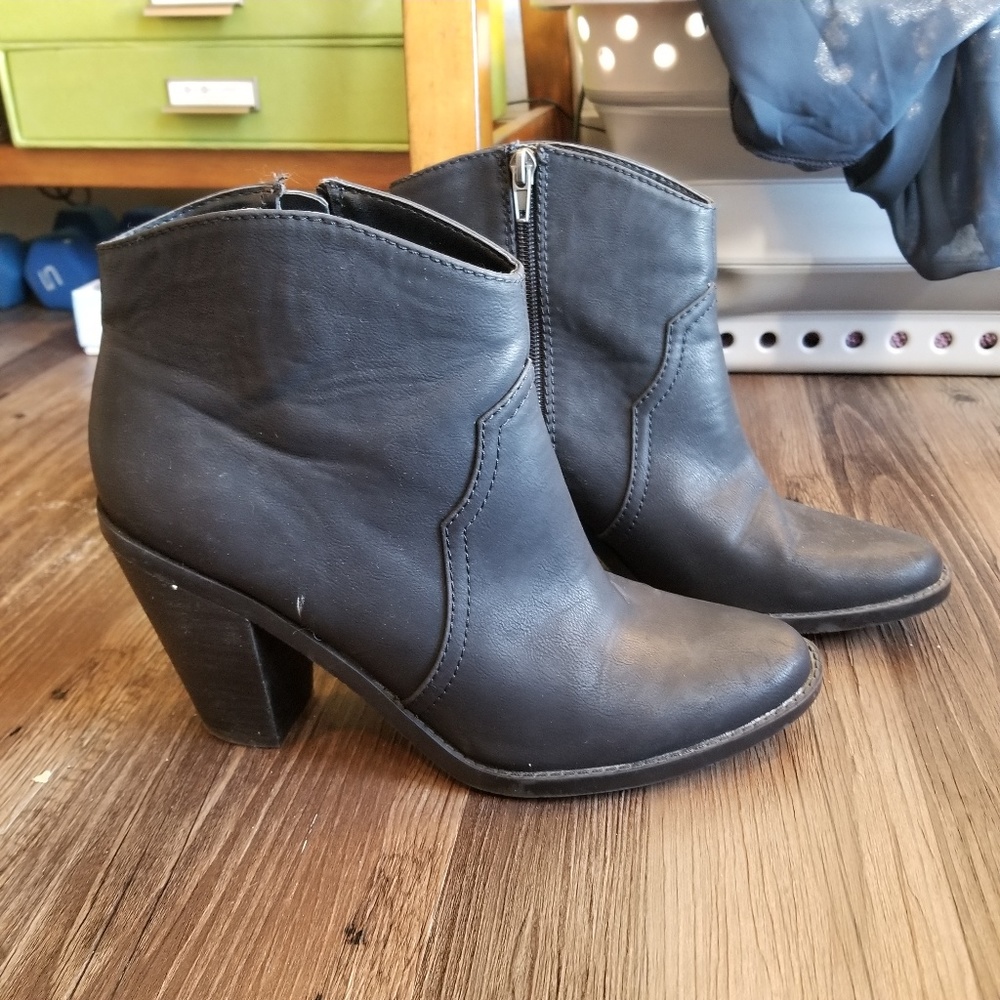 Black leather heeled cowboy ankle booties